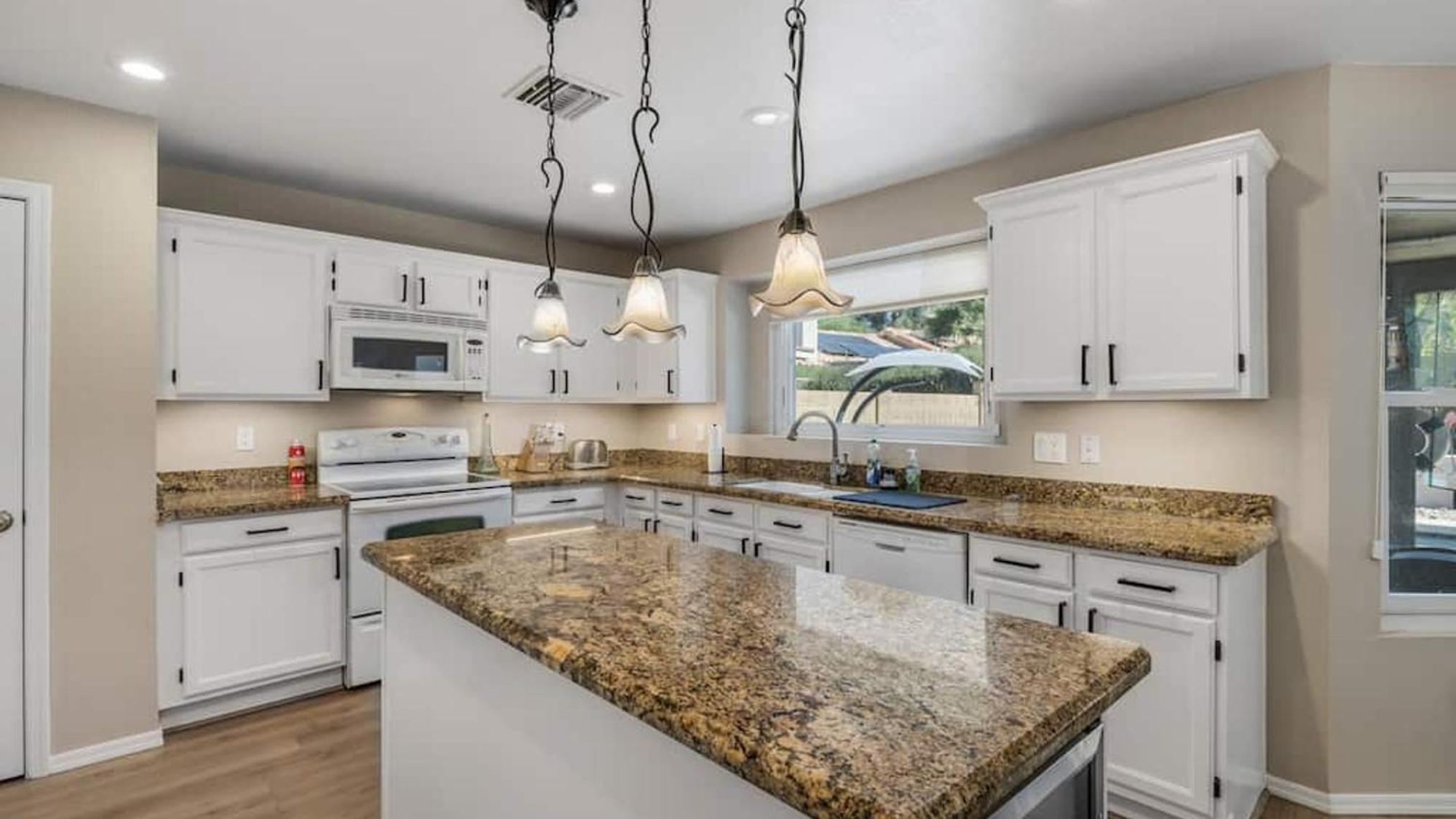 North 4 Bdrm Vacation Wpool Games Phoenix